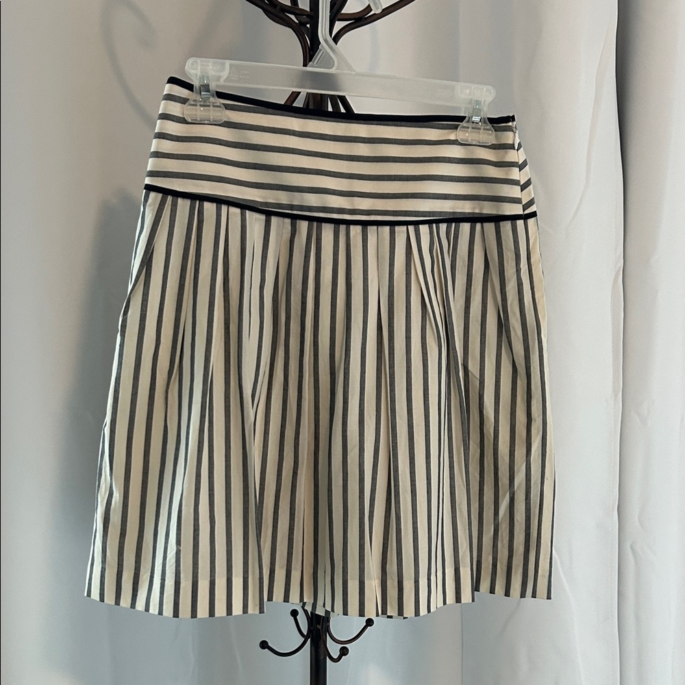 Ann Taylor Black and White Striped Circle Skirt